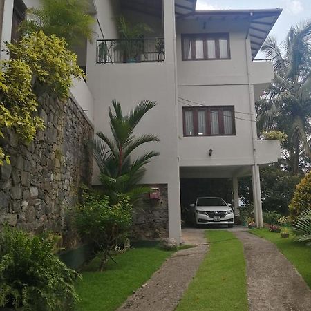 Appartement Shalom à Peradeniya Extérieur photo