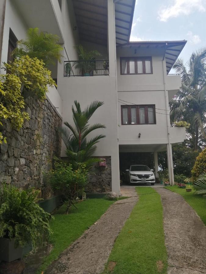 Appartement Shalom à Peradeniya Extérieur photo