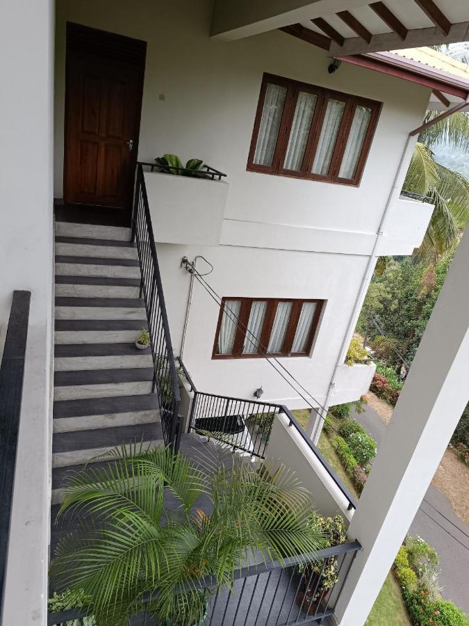 Appartement Shalom à Peradeniya Extérieur photo