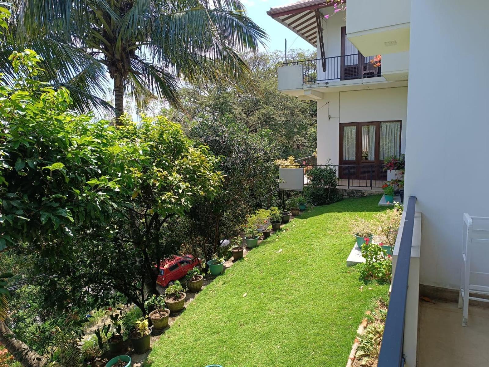 Appartement Shalom à Peradeniya Extérieur photo