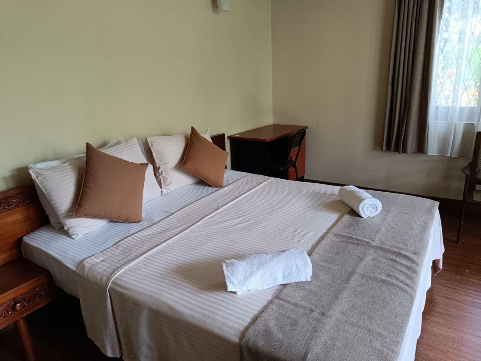 Appartement Shalom à Peradeniya Extérieur photo